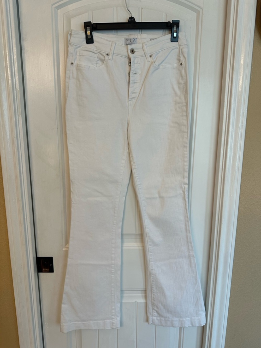 High-Rise White Women's Jeans - Button Fly